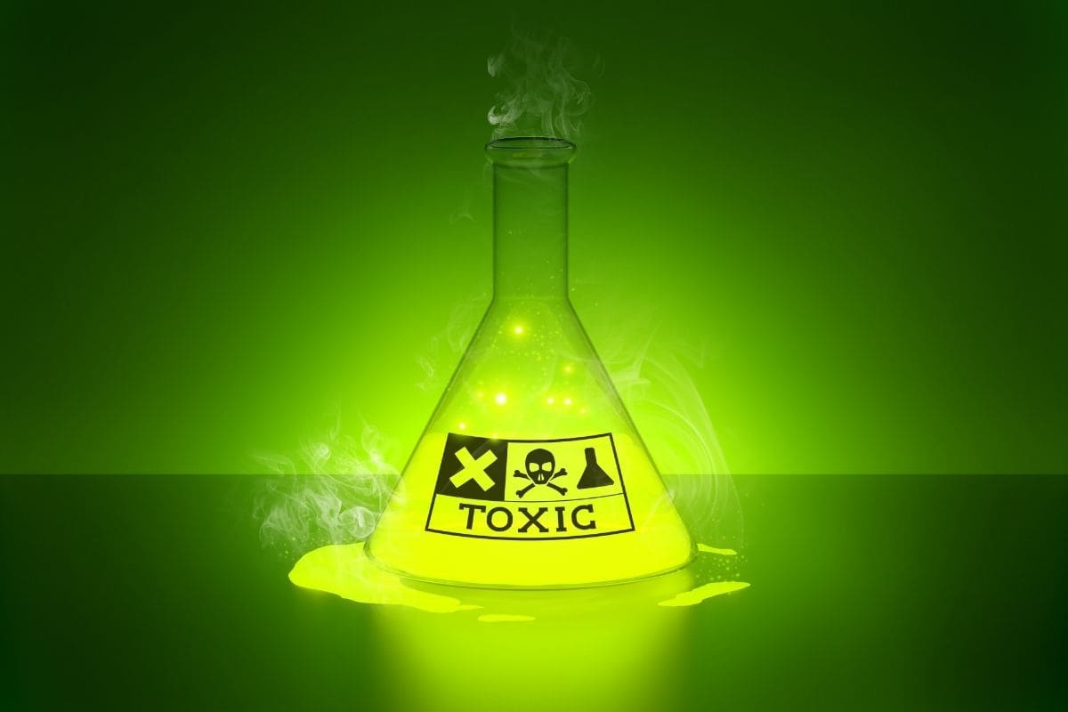 Schdliche Chemikalien in Vapes und E-Liquids, die Sie vermeiden sollten SMOKO E Cigarettes Schdliche Chemikalien in Vapes und E-Liquids, die Sie vermeiden sollten SMOKO E Cigarettes