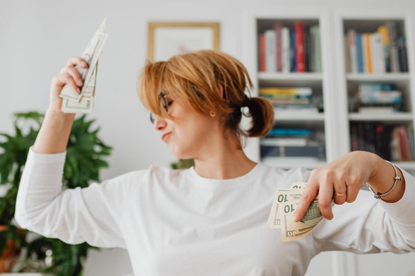 10 MONEY-SAVING BENEFITS OF SWITCHING TO E-CIGARETTES - SMOKO E Cigarettes