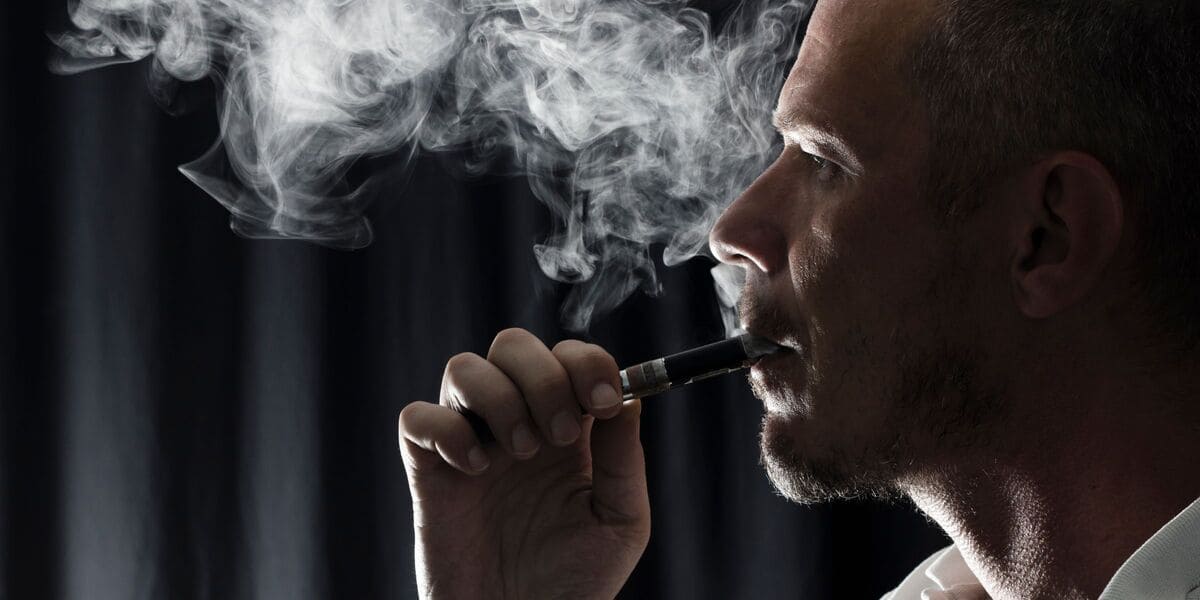 ARE VAPES SAFER THAN CIGARETTES? A COMPREHENSIVE GUIDE TO E-CIGARETTE SAFETY - SMOKO E Cigarettes