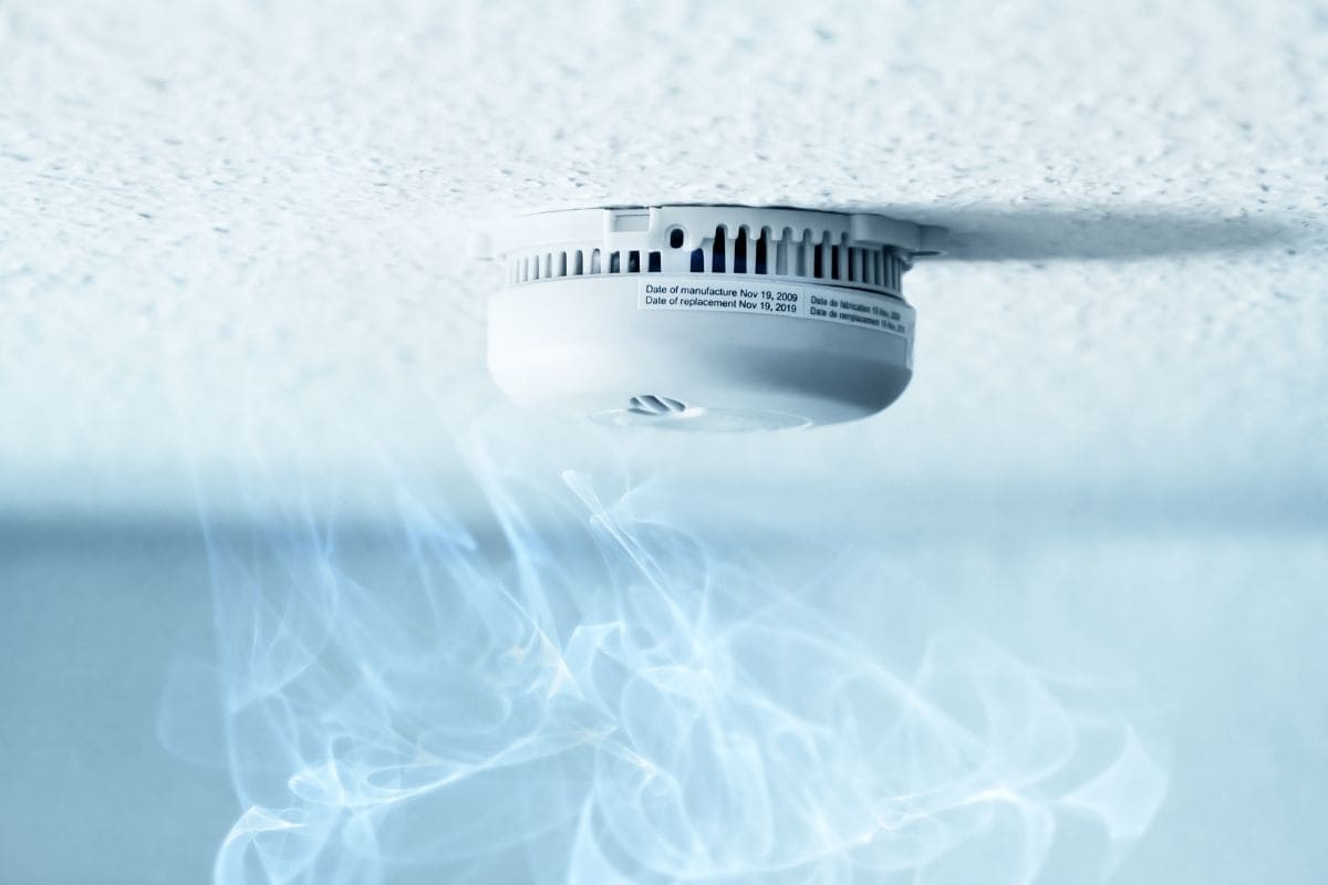 CAN E-CIGARETTES SET OFF SMOKE DETECTORS? - SMOKO E Cigarettes