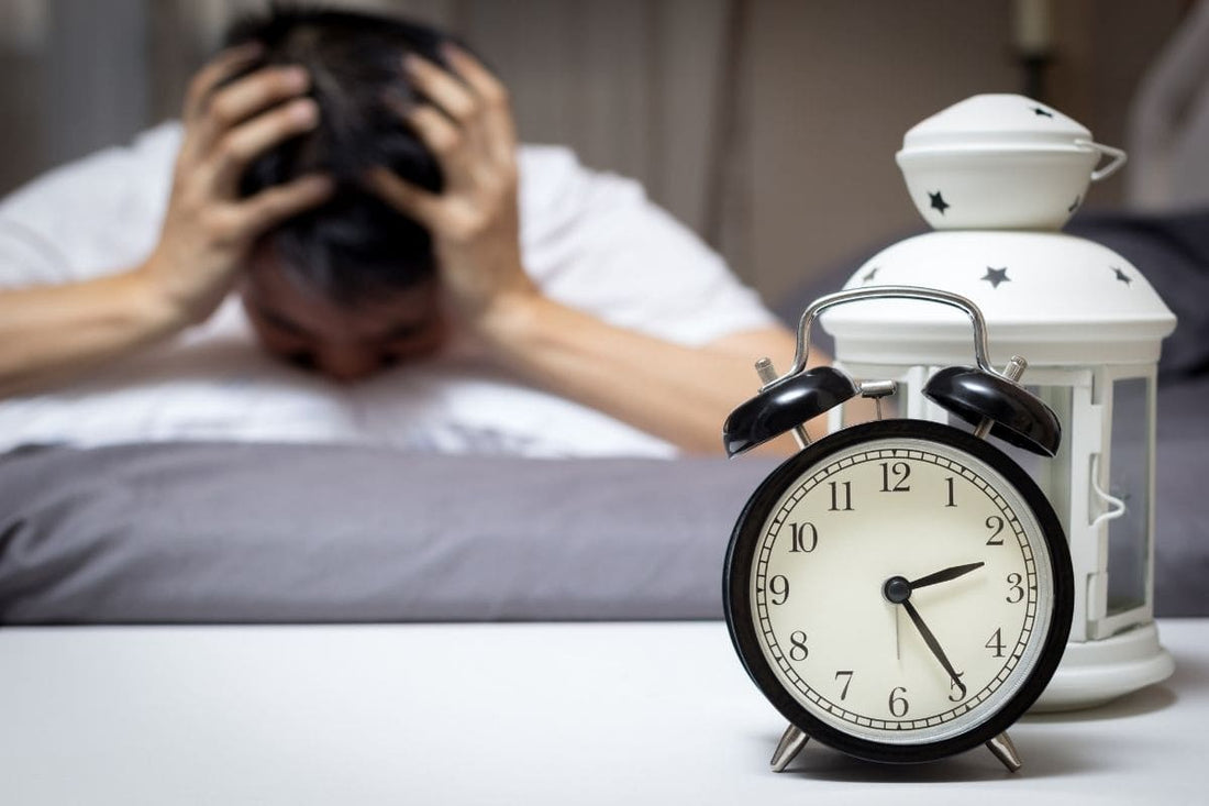 Konsekvent mangel på søvn er skadelig for helsen din - kan CBD olje orale dråper eller CBD gummier hjelpe deg?
