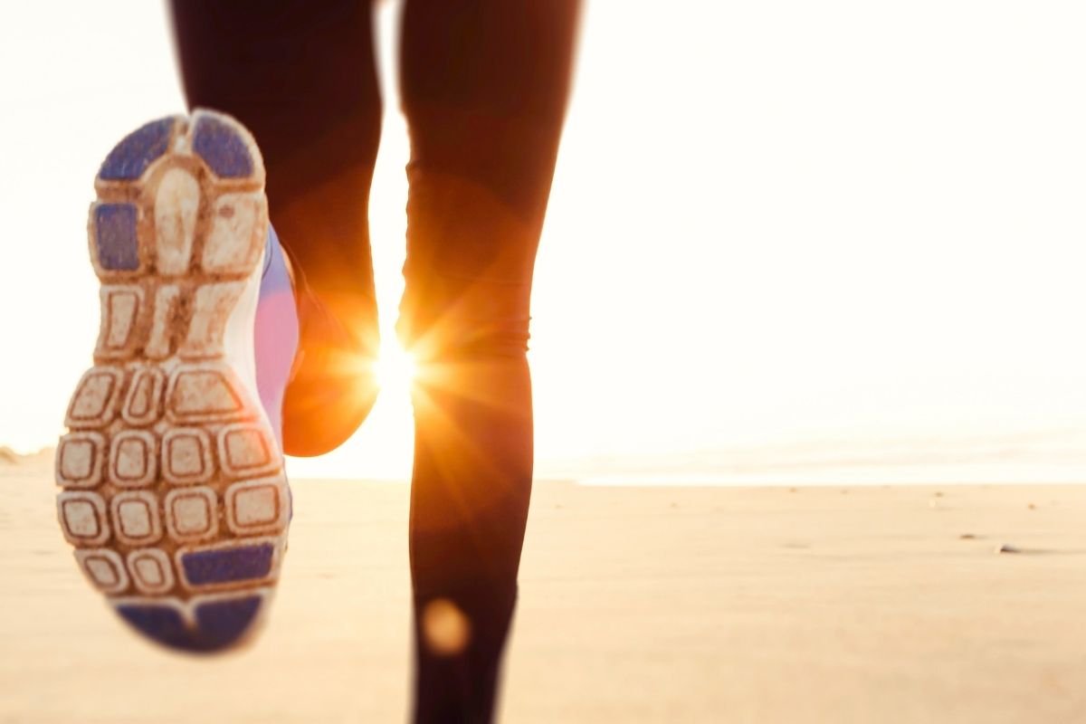 HOW TO TRAIN FOR A MARATHON - ESSENTIAL LIFESTYLE TIPS - SMOKO E Cigarettes