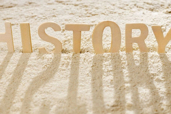 THE COMPLETE HISTORY OF E-CIGARETTES AND VAPING: FROM INNOVATION TO REVOLUTION