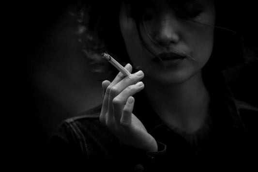 WOMEN AND SMOKING HEALTH RISKS