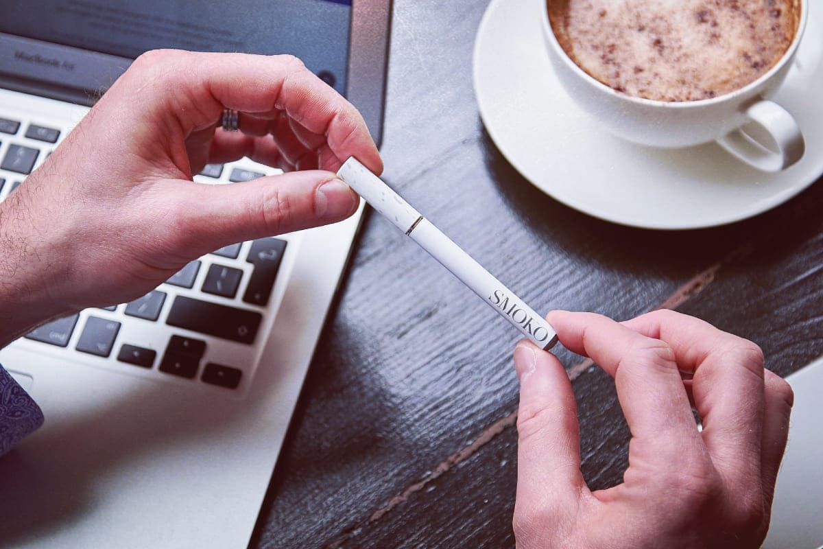 SMOKO E-Zigarette zigarettenähnliches Starter-Kit, das Ihnen helfen soll, mit dem Rauchen aufzuhören